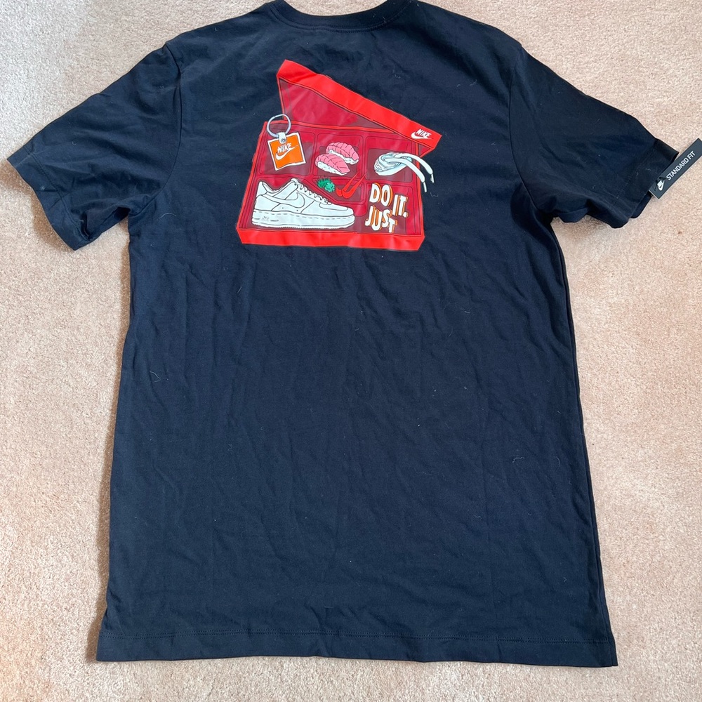 Nike black sushi tshirt - Picture 2 of 2
